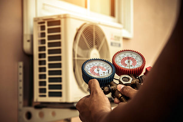 Professional Ac Installation technician working in Midway, NC